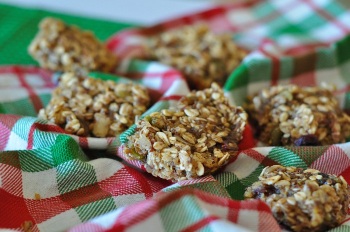 How To Manage The Stress of New Years Resolutions + No Bake Vegan Energy Bars
